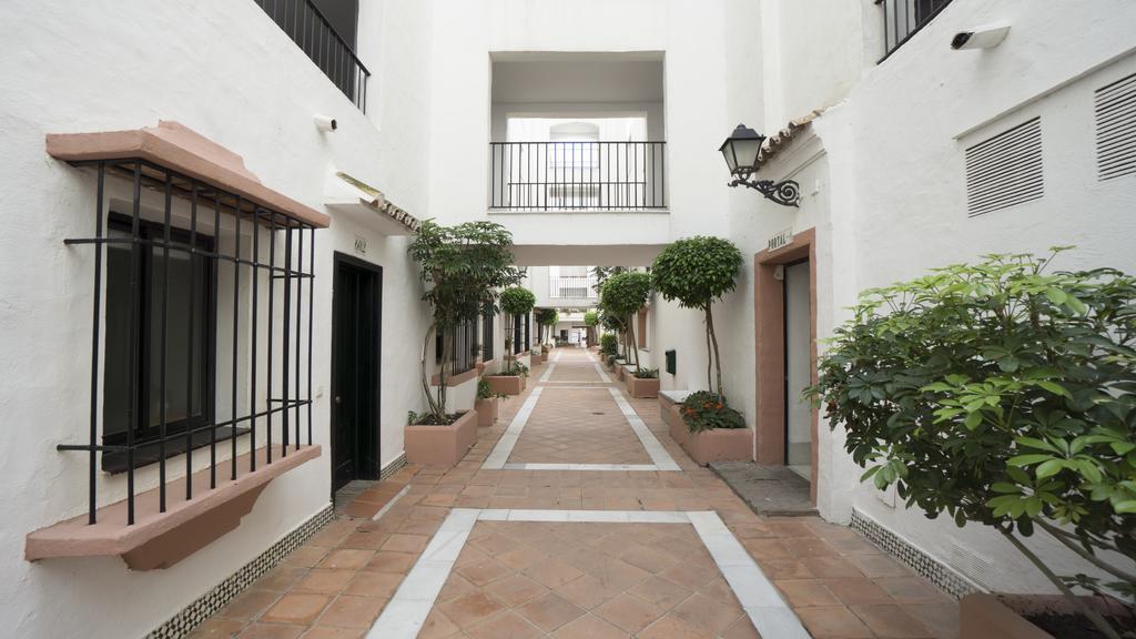 Club Jardines Del Puerto Marbella Exterior foto