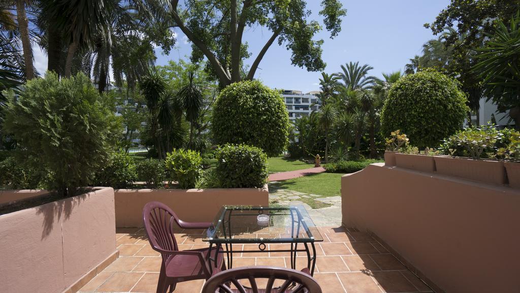 Club Jardines Del Puerto Marbella Exterior foto