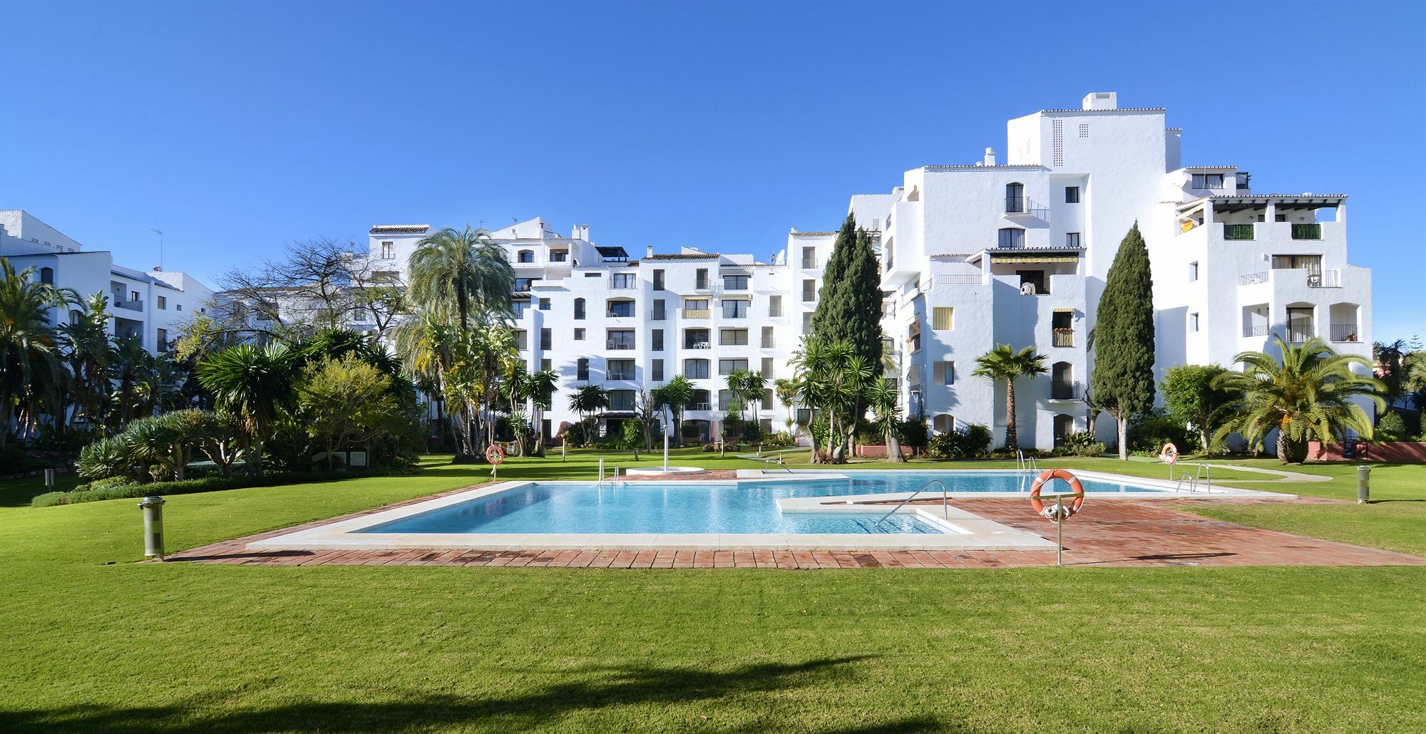 Club Jardines Del Puerto Marbella Exterior foto
