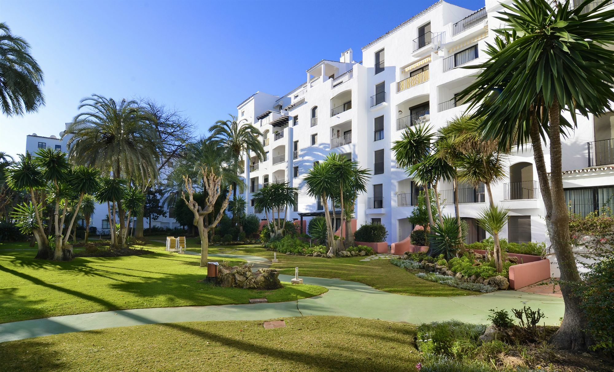 Club Jardines Del Puerto Marbella Exterior foto